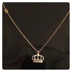 Adorable Juicy Couture Crown Necklace 👑